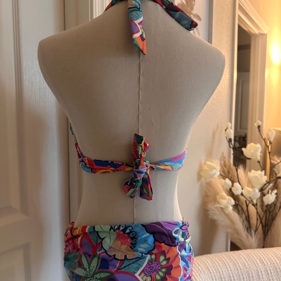 Bleu by Rod Beattie - Picture 4 of 9